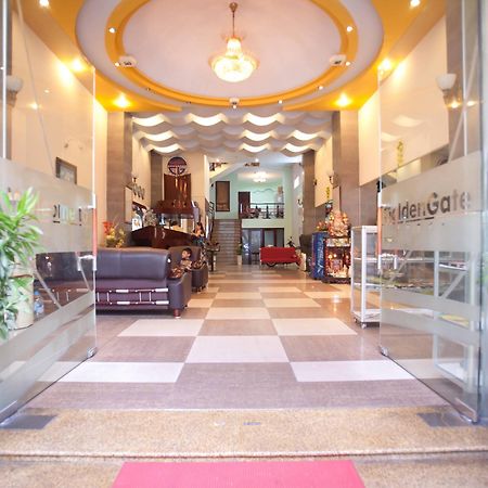Golden Gate 1 Hotel Da Nang Bagian luar foto