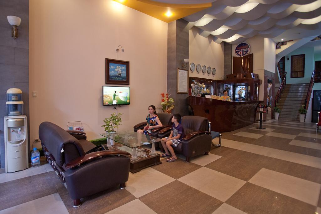 Golden Gate 1 Hotel Da Nang Bagian luar foto