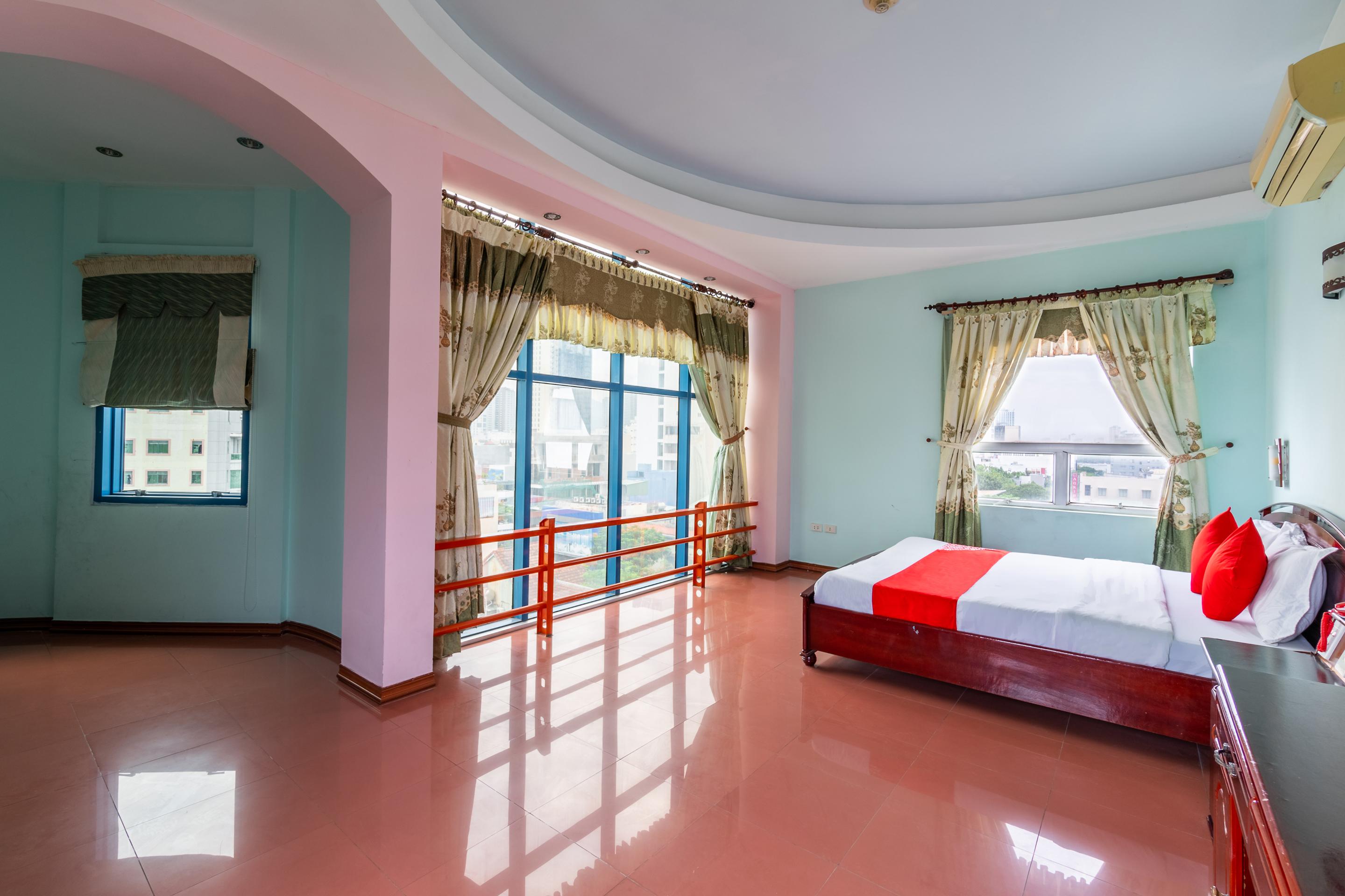 Golden Gate 1 Hotel Da Nang Bagian luar foto