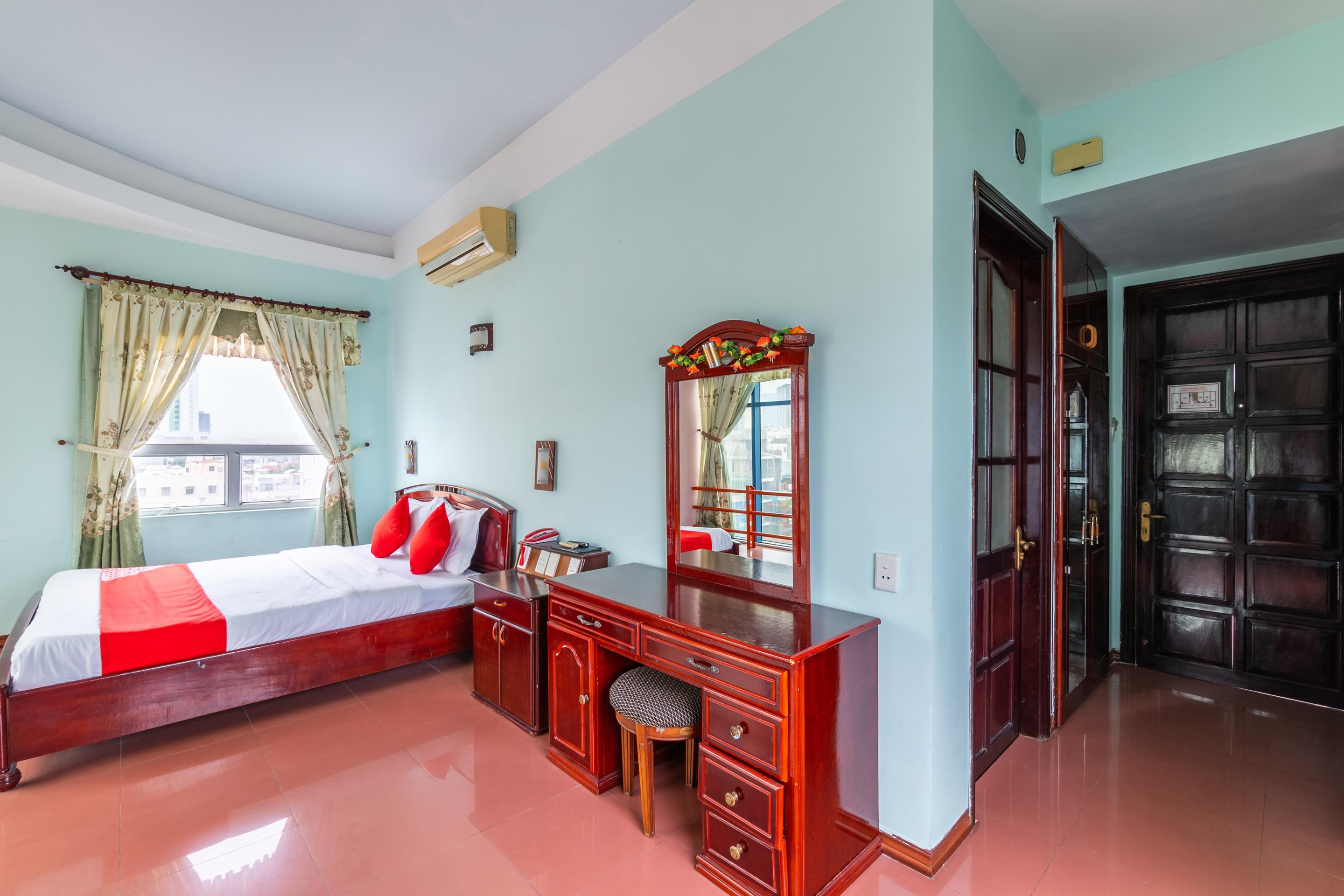Golden Gate 1 Hotel Da Nang Bagian luar foto