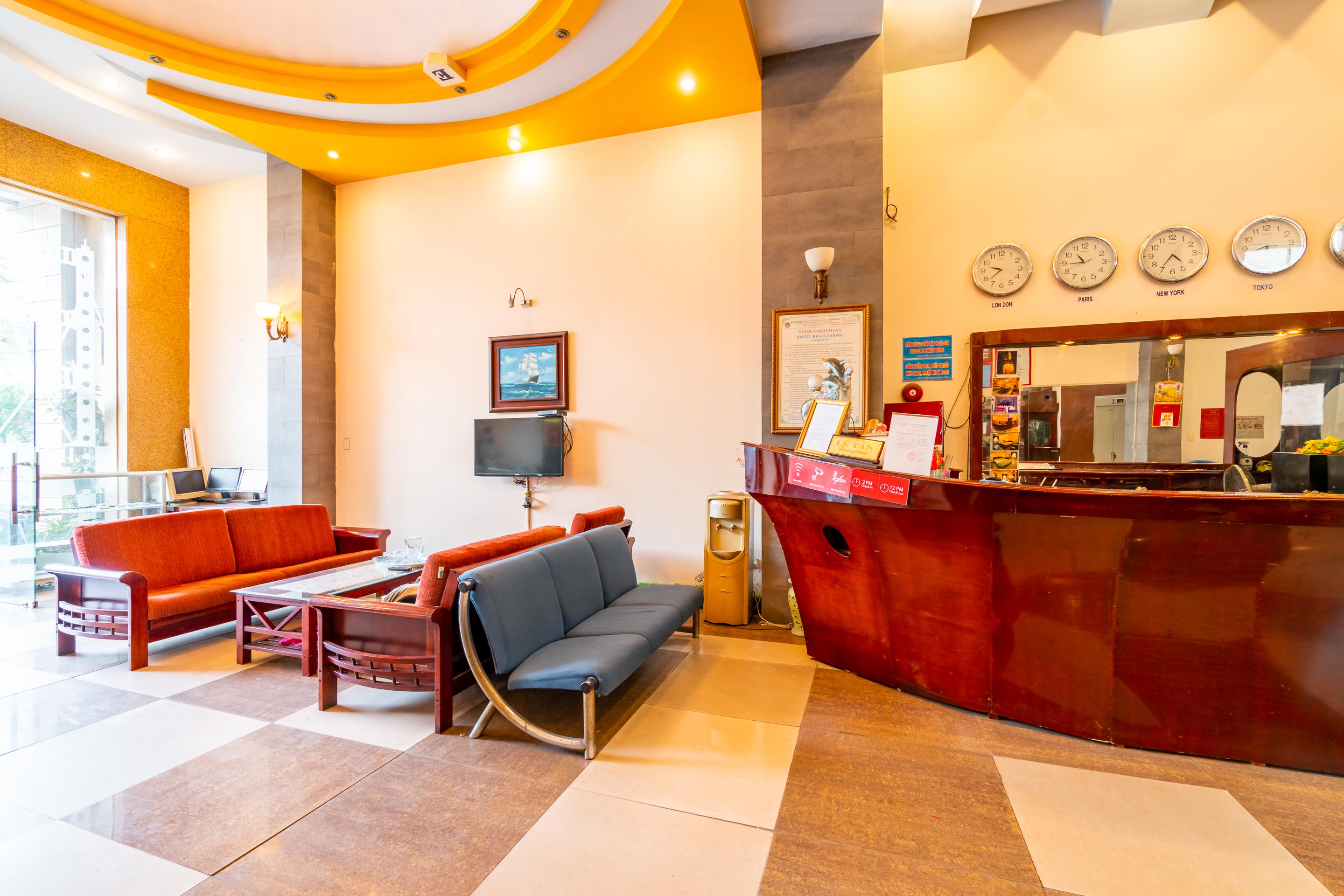 Golden Gate 1 Hotel Da Nang Bagian luar foto